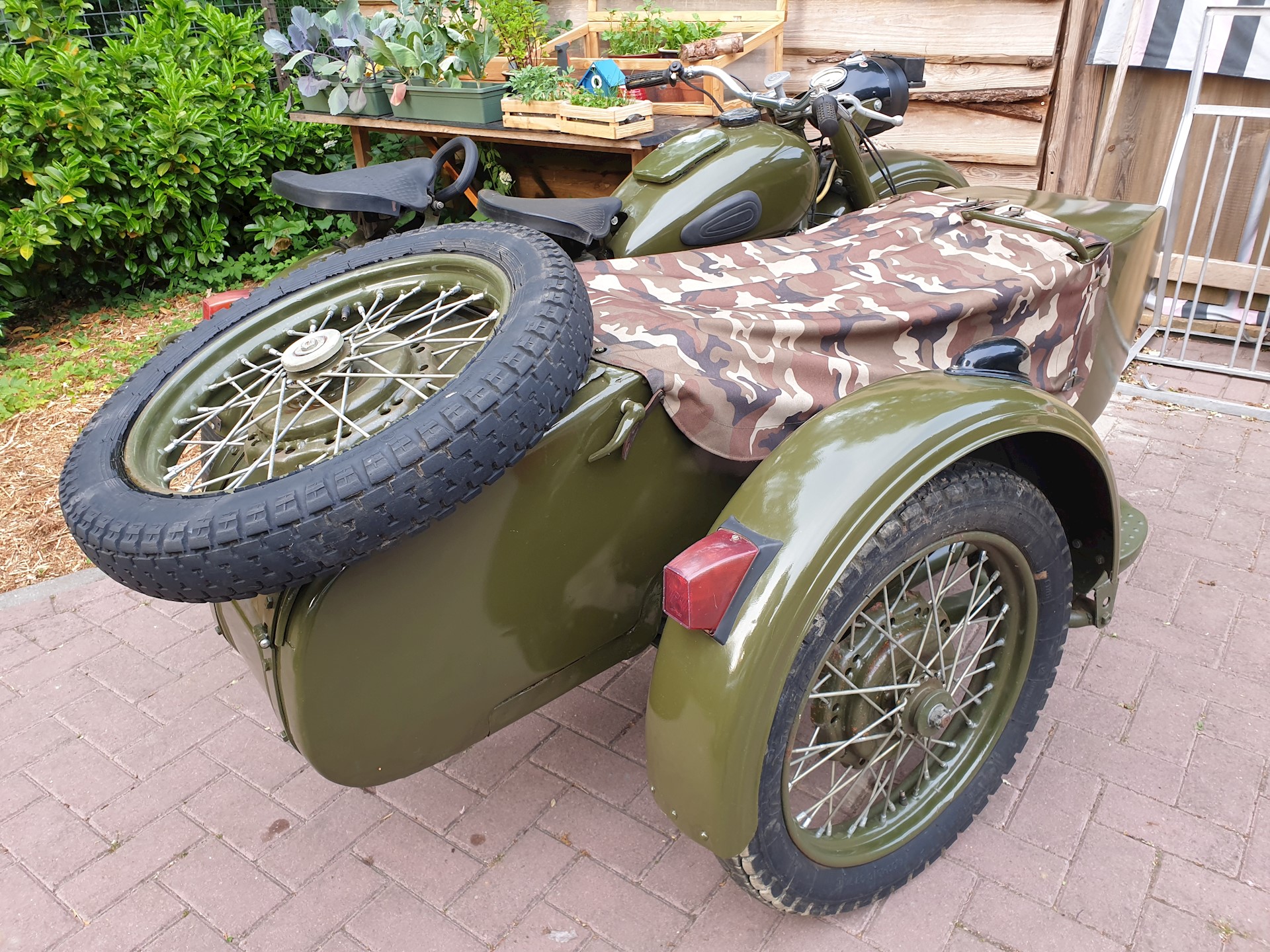 Ural M63 1977 - 06.jpg