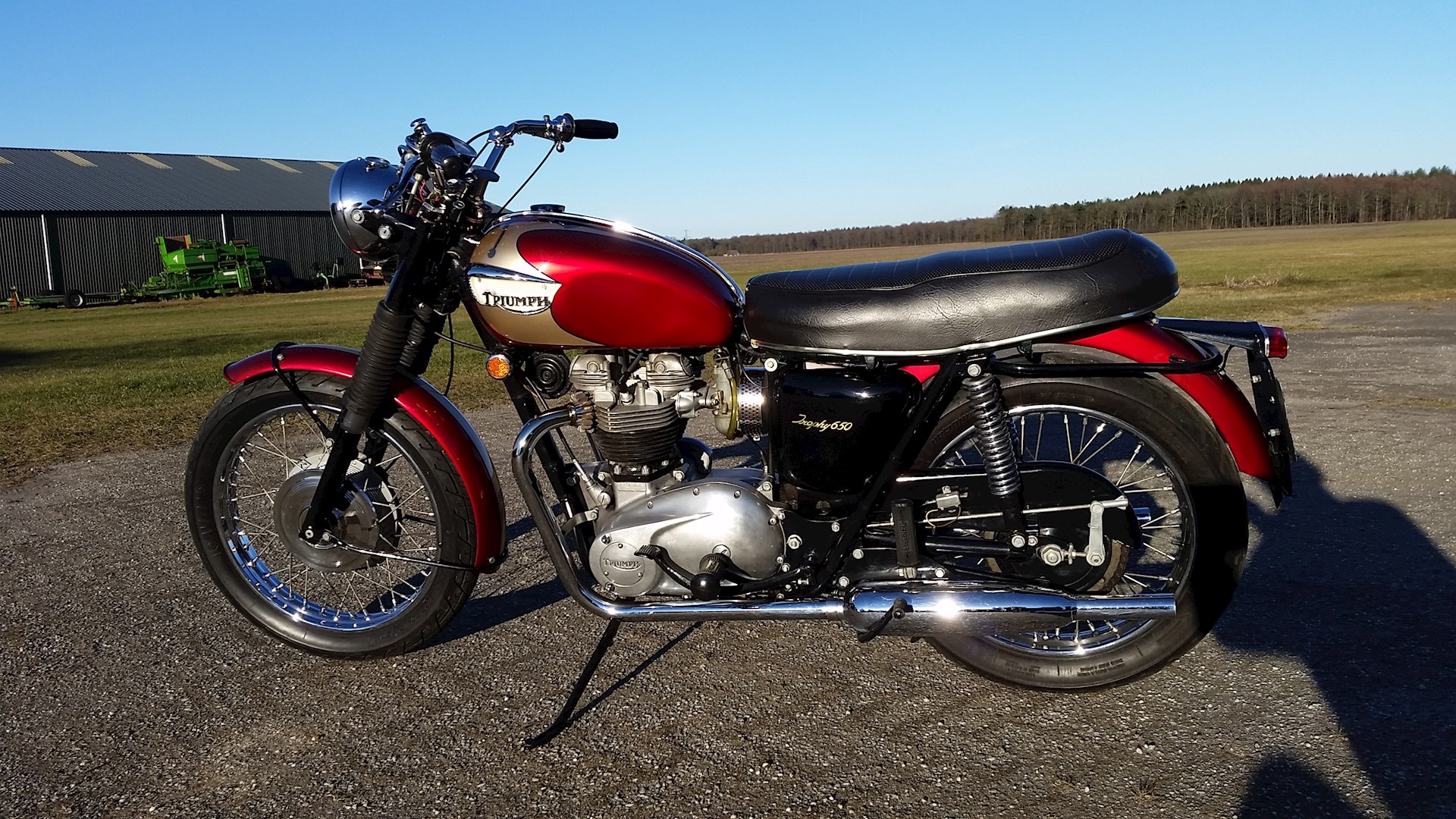 Triumph TR6R 1970 - 3.jpg