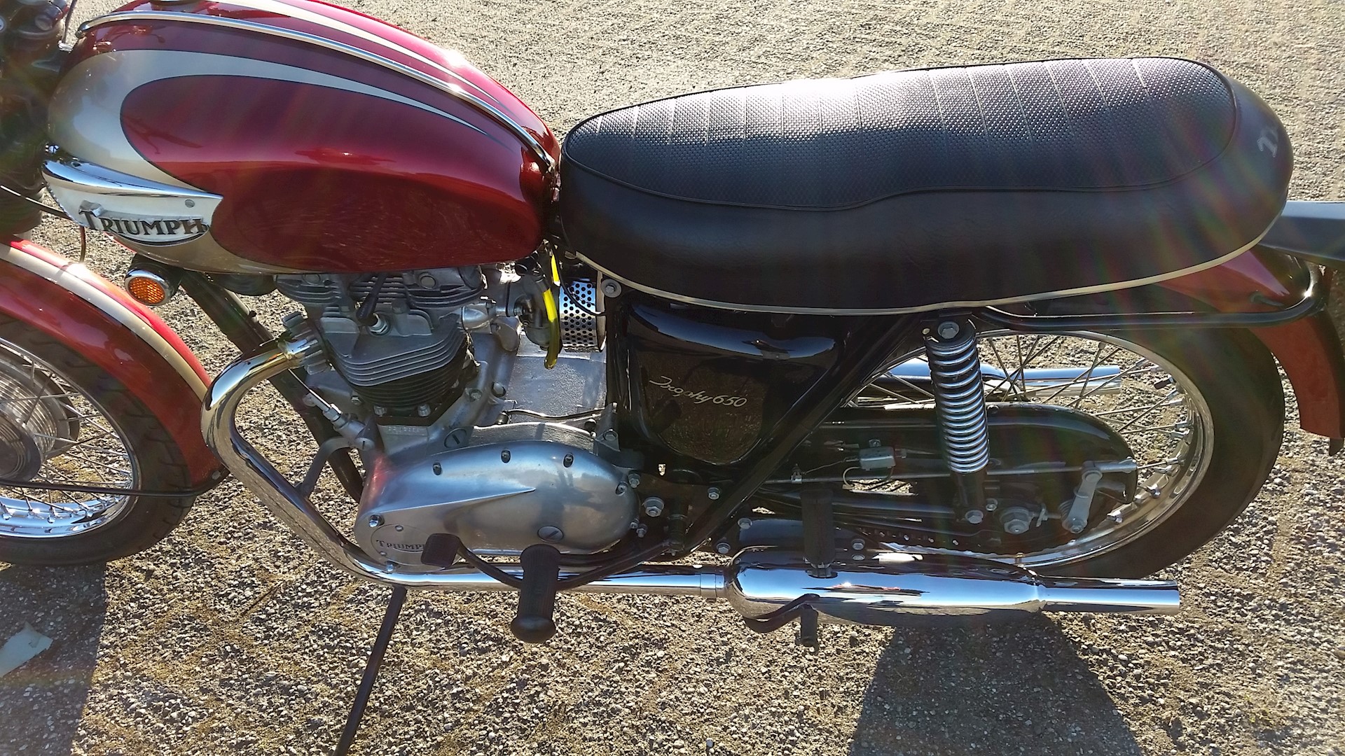 Triumph TR6R 1970 - 14.jpg