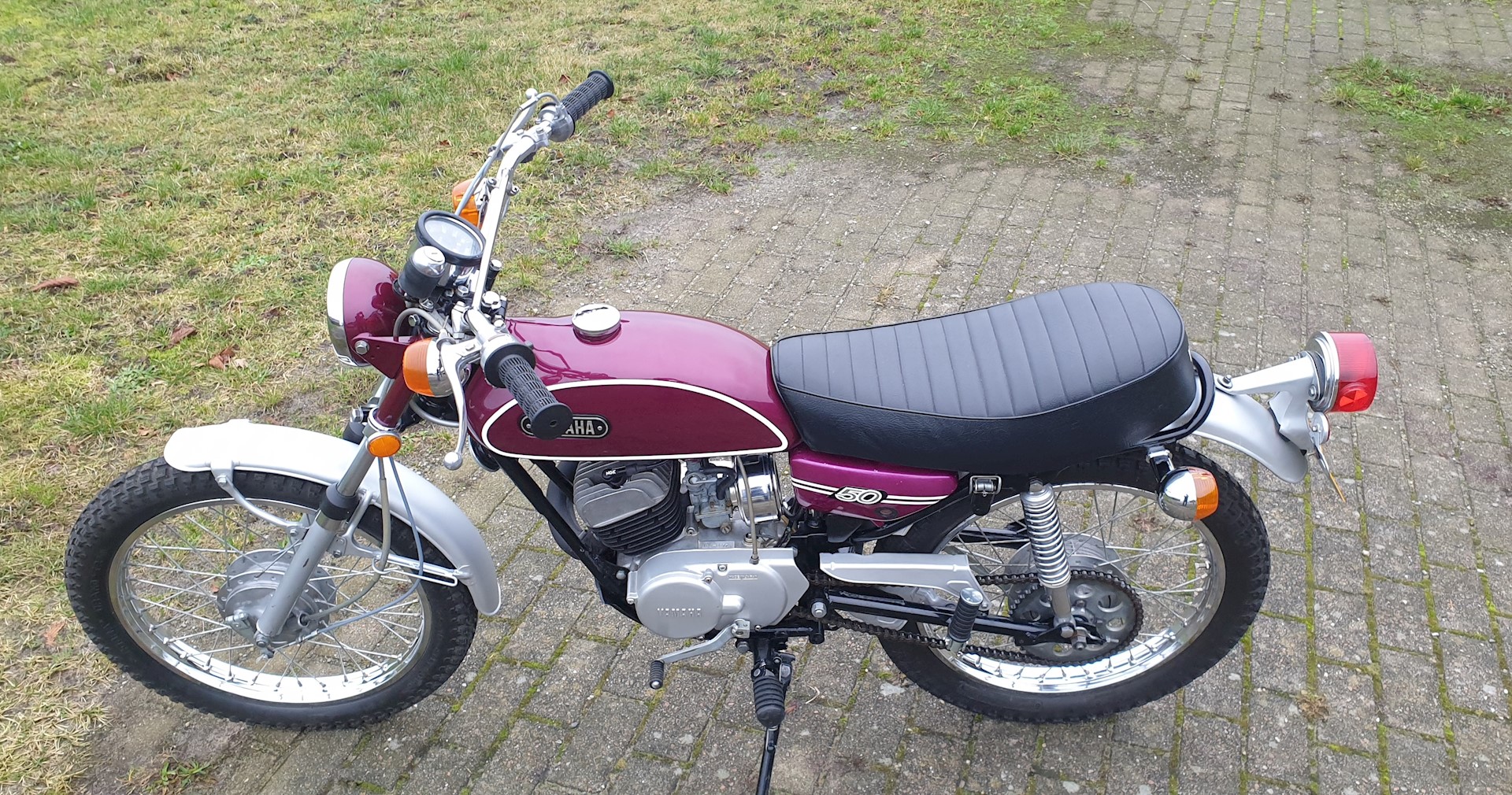 Yamaha HT1 1971 11