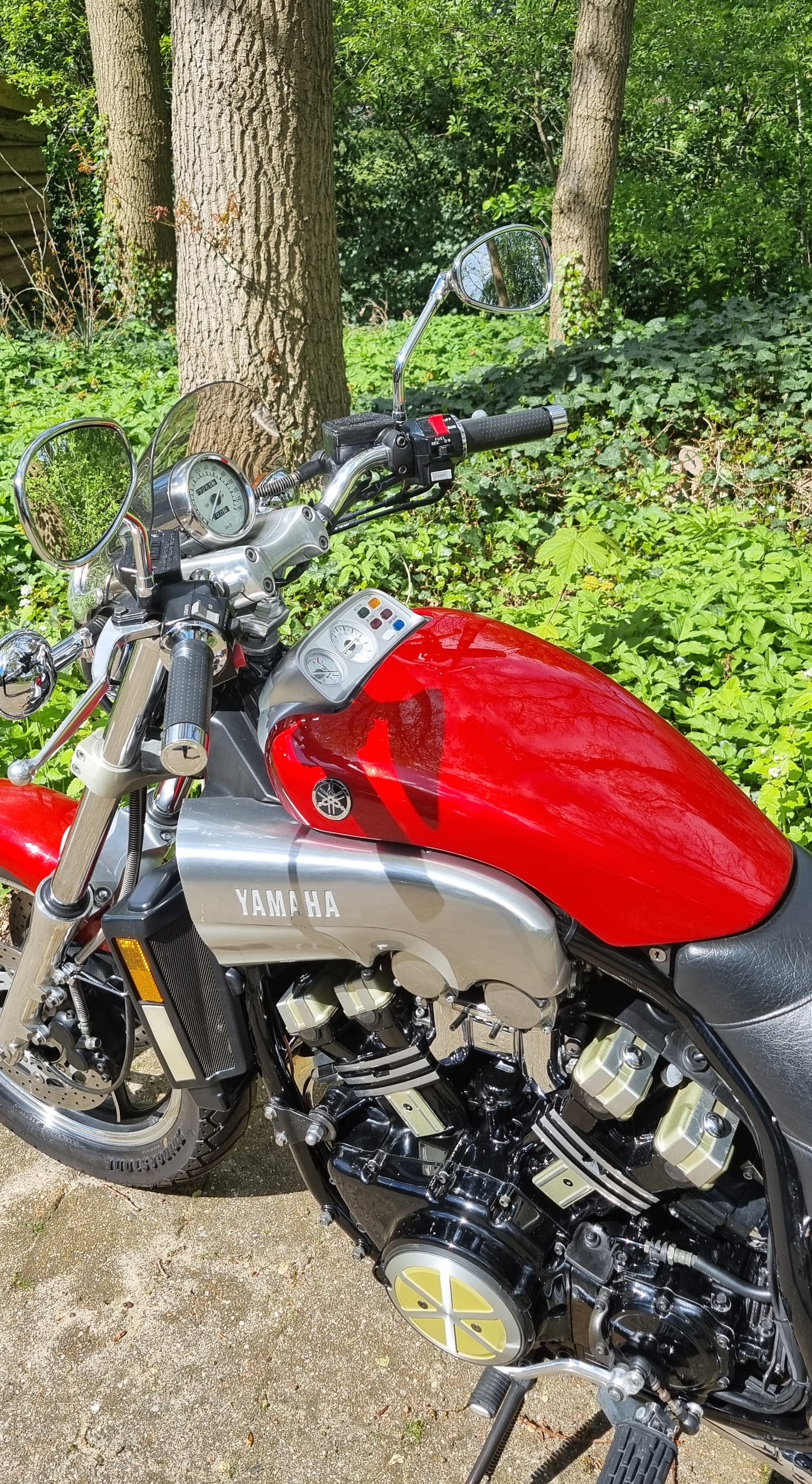 Yamaha V Max 1200 1985 13